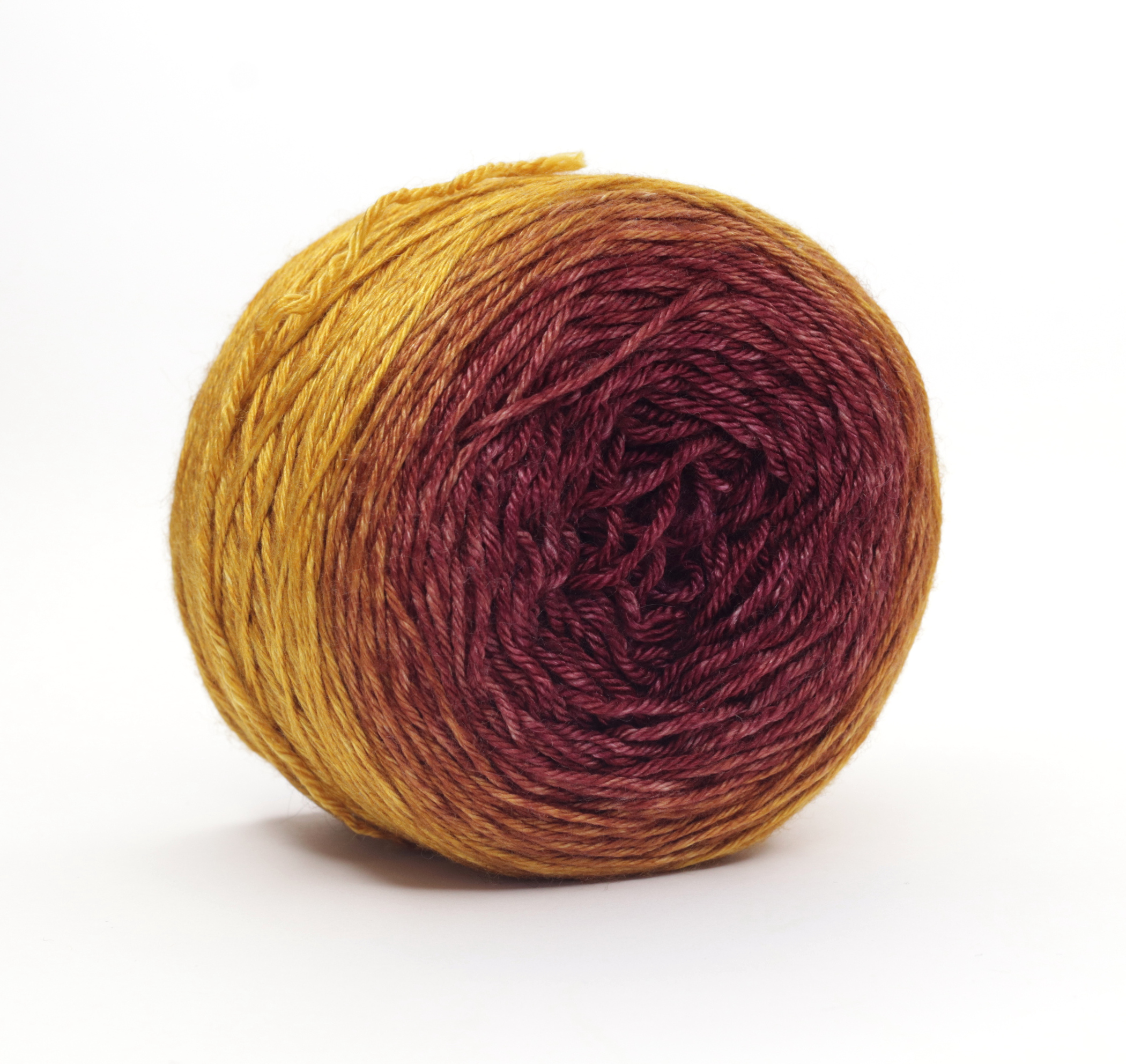 MARMAR - hand dyed gradient yarn - merino/silk - 316 VIOLA