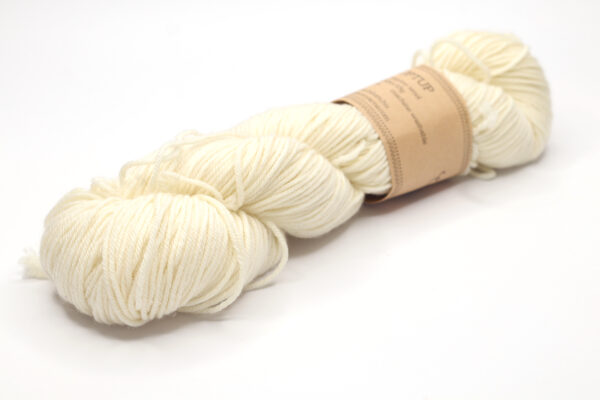 TUPTUP - hand dyed yarn - 100% merino wool - undyed