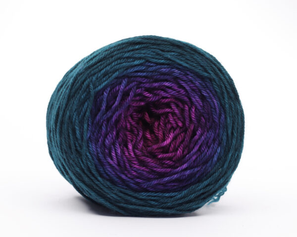 TUPTUP - hand dyed gradient yarn 115g - merino wool - 28 CSILLA